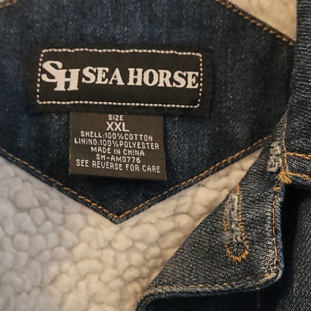 Jean jacket - Picture 2 of 3